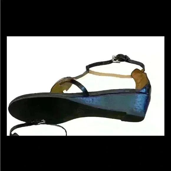 Coach Sandal’s For Women Preowned Size 9B- Small Wedge Heel - Vipor - Picture 2 of 5